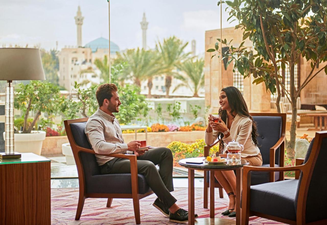 Grand Hyatt Amman Hotel Kültér fotó The Terrace Lounge