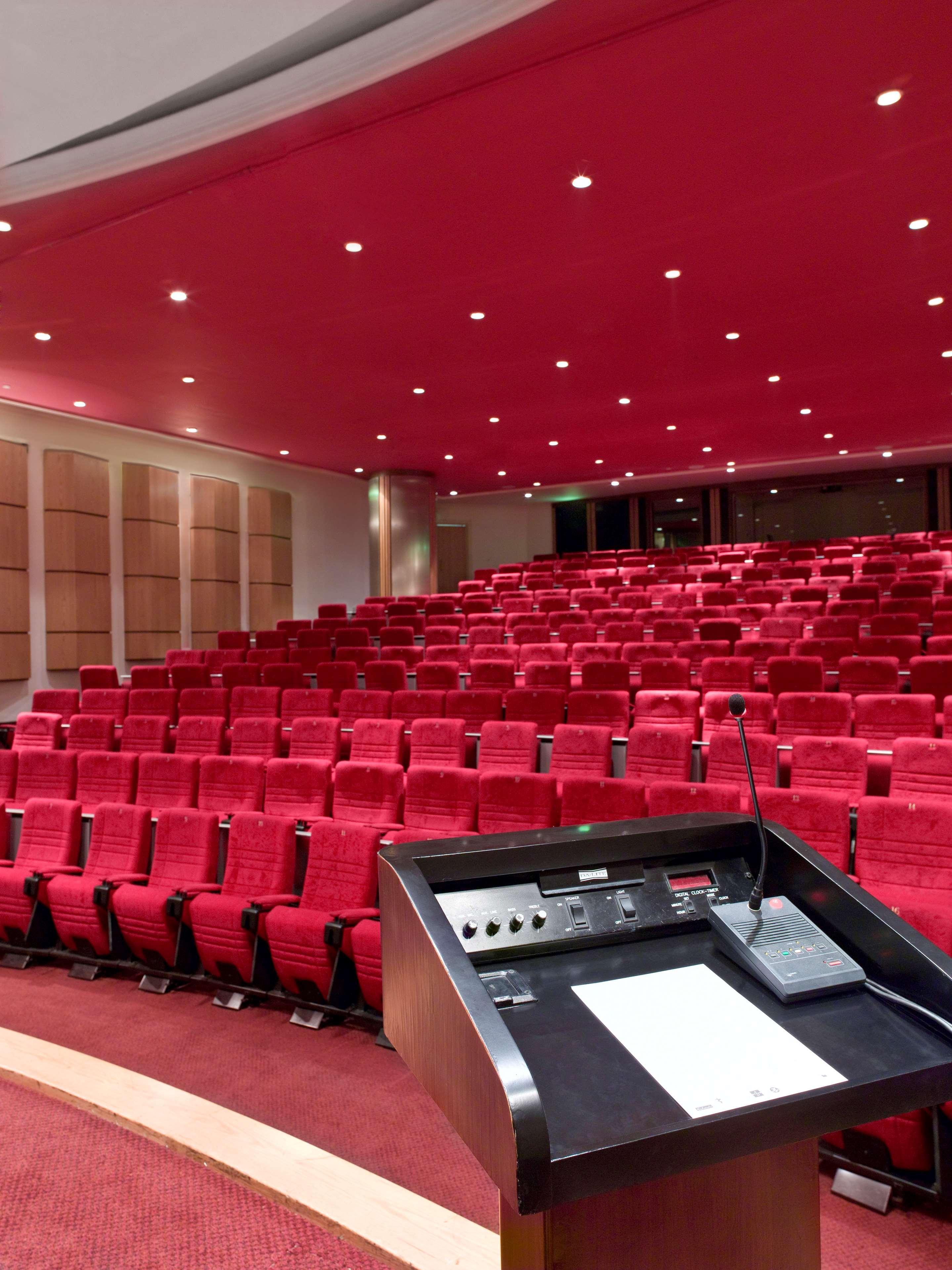 Grand Hyatt Amman Hotel Kültér fotó The main auditorium