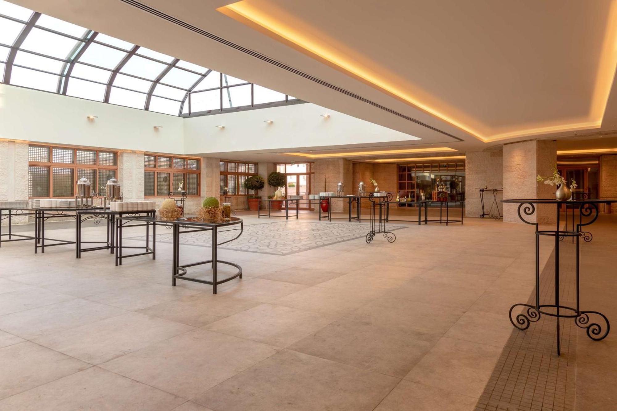 Grand Hyatt Amman Hotel Kültér fotó The lobby