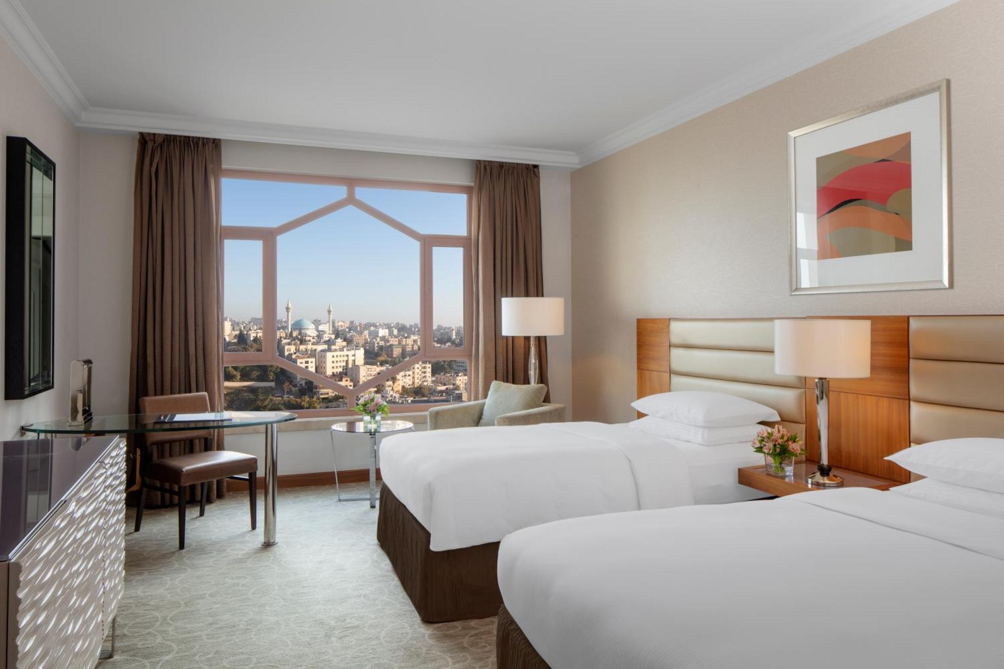 Grand Hyatt Amman Hotel Kültér fotó A room at the Conrad Hilton Jerusalem